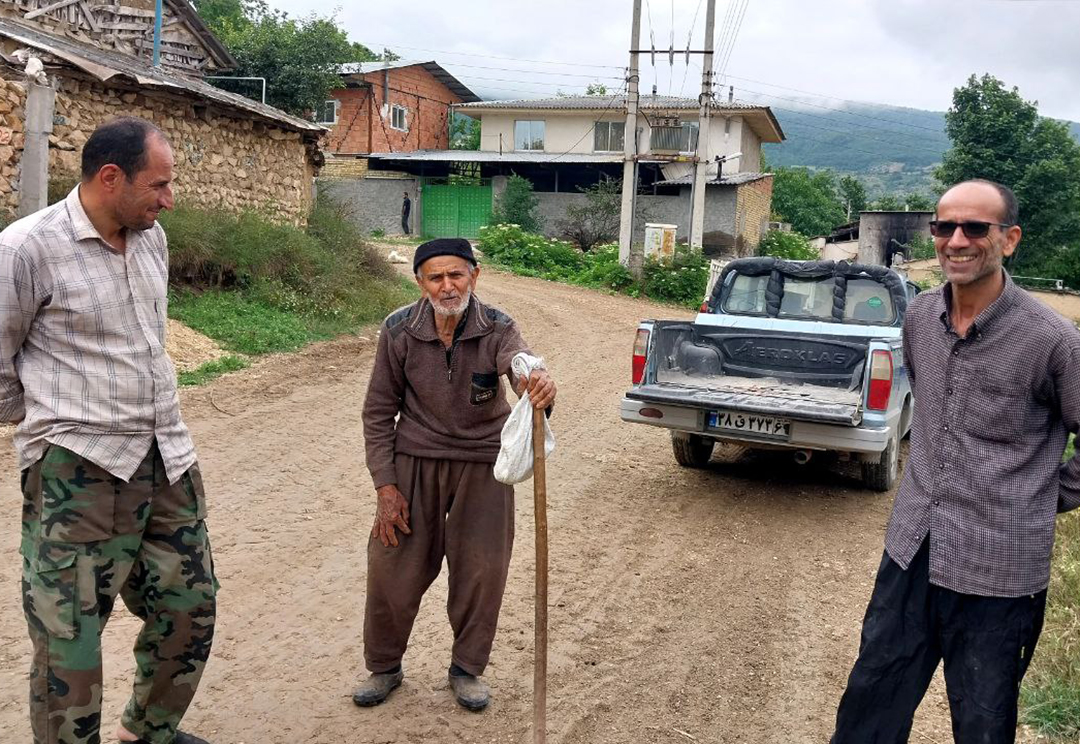 با اهالی خوب روستای ارضت