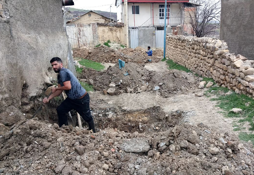 ادامه عملیات نصب کنتور آب درروستا