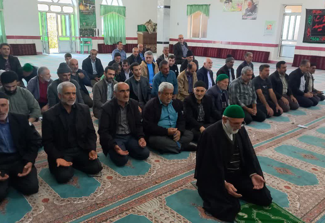 ✅ اقامه نماز عید فطر در روستای ارضت
